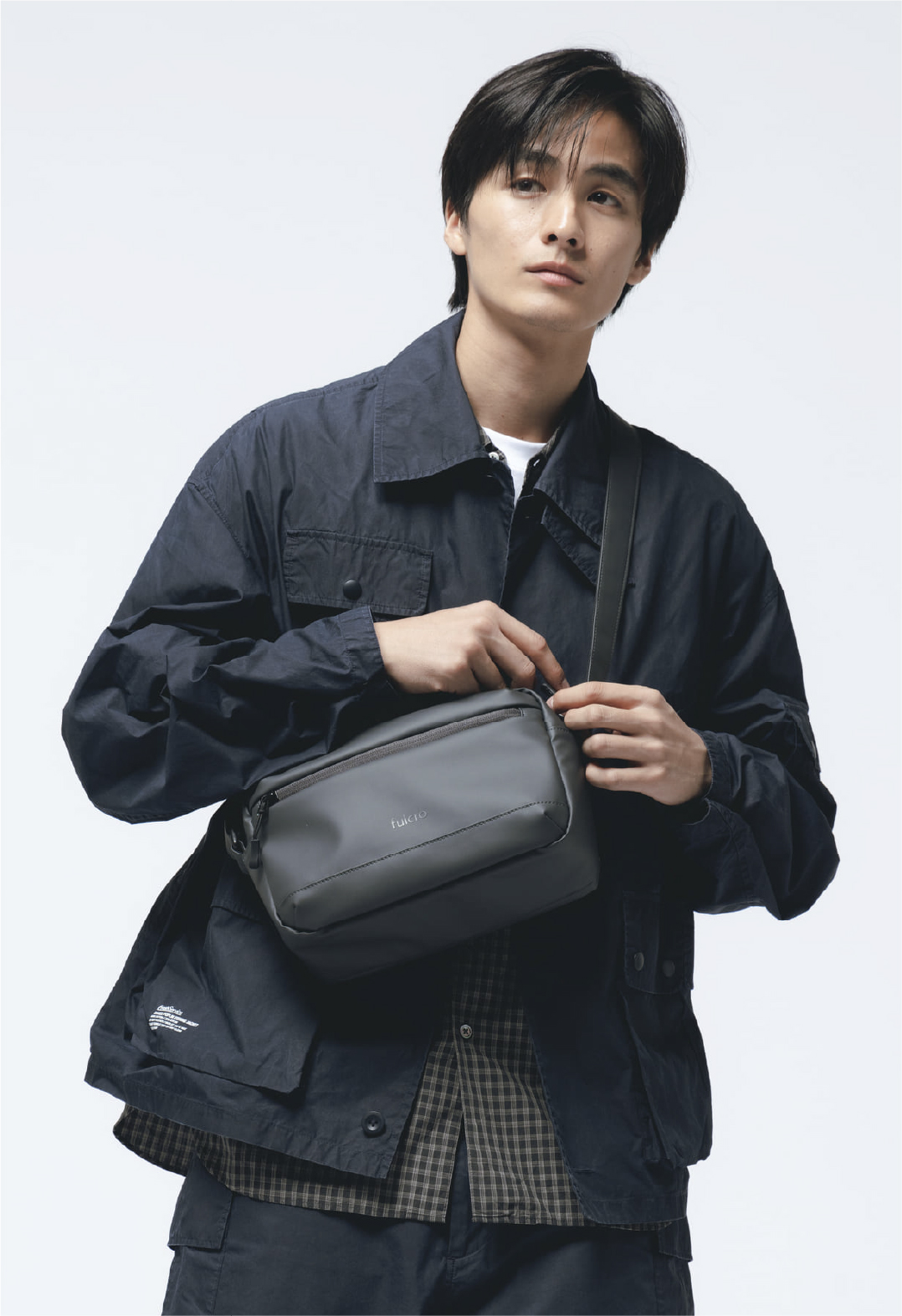 エクスプロラー クロスボディ