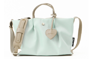 ショルダーバッグ