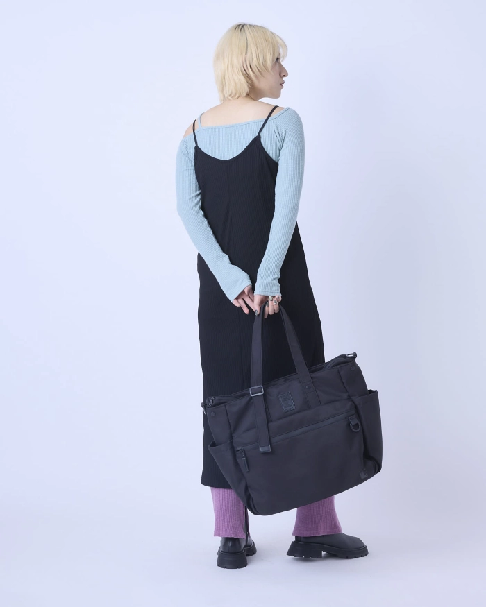 トートバッグコーデ