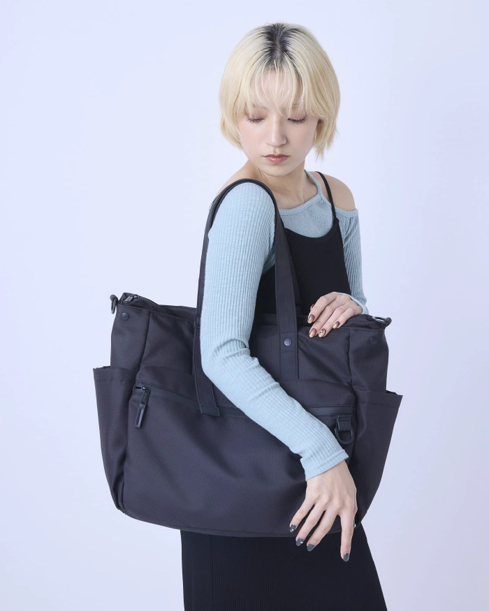 トートバッグコーデ