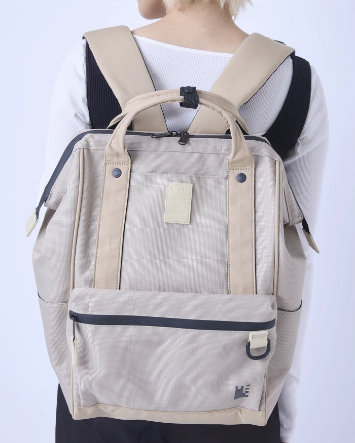 口金リュック コーデ