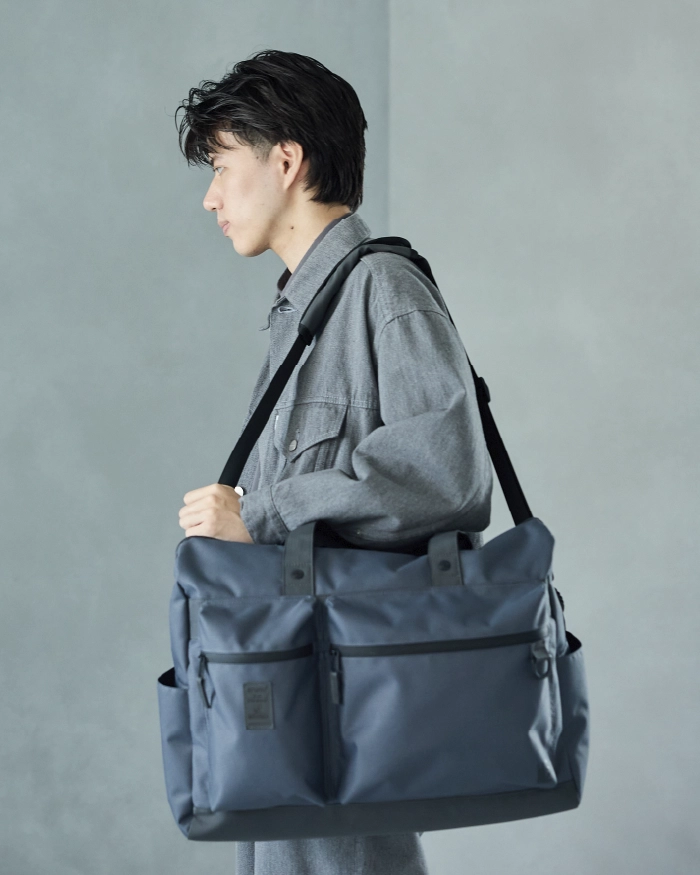 ボストンバッグ コーデ