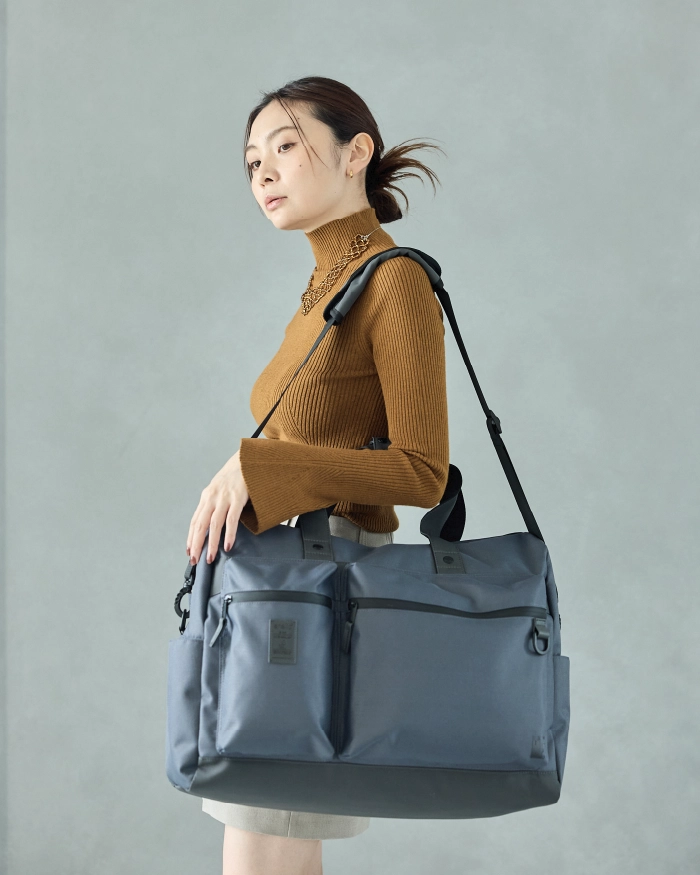 ボストンバッグ コーデ