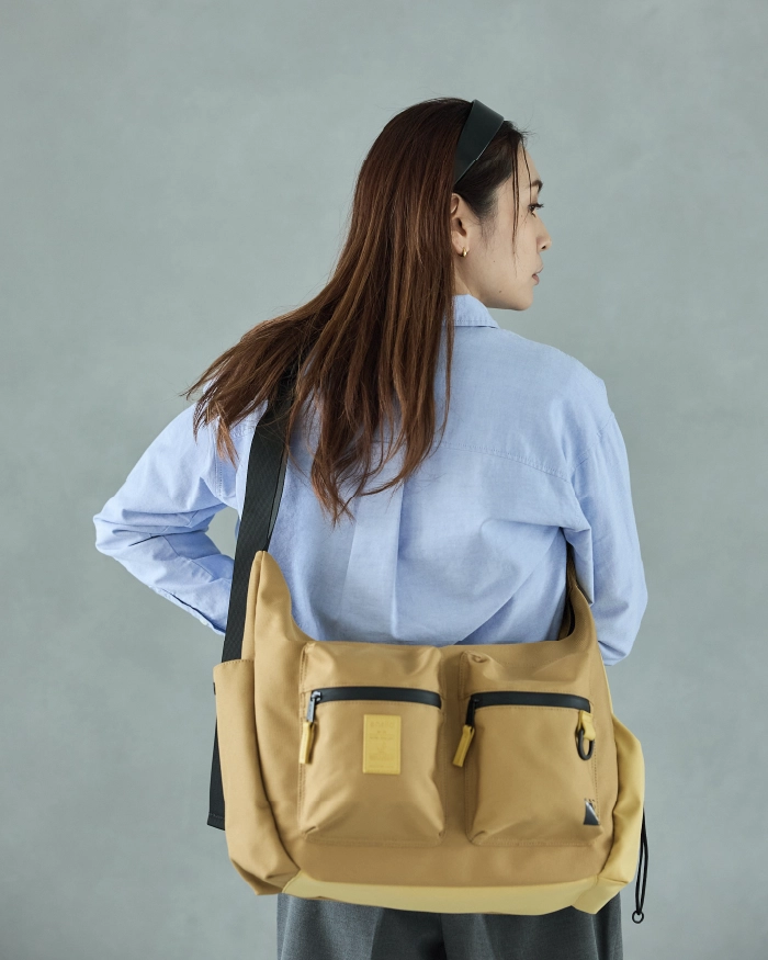 ボストンバッグ コーデ