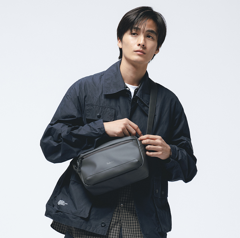 ショルダーバッグ