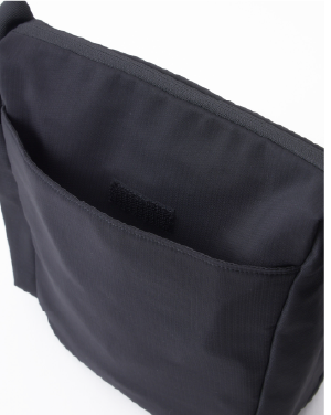 ショルダーバッグ