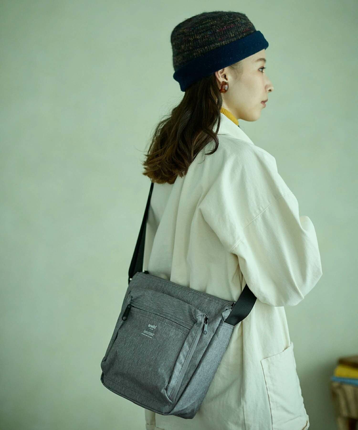 anello ショルダーバッグ 撥水 多収納 A5 TRACK AT-H1812