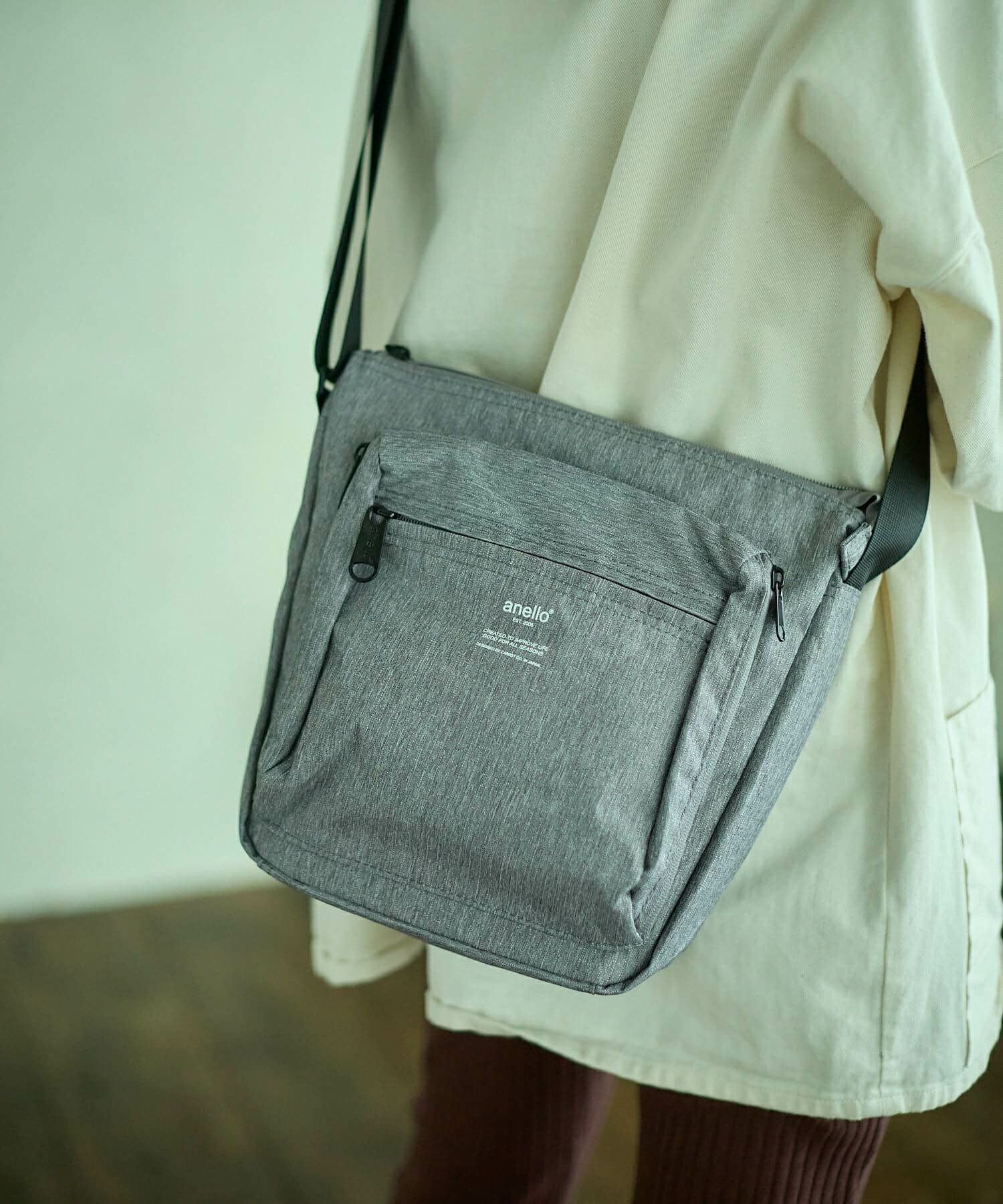 anello ショルダーバッグ 撥水 多収納 A5 TRACK AT-H1812