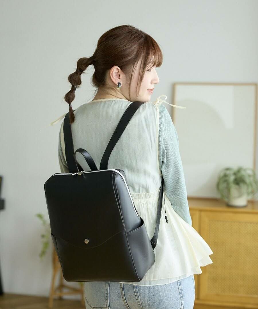 Legato Largo リュック バックパック 軽量 A4 かるいかばん LG-P0114