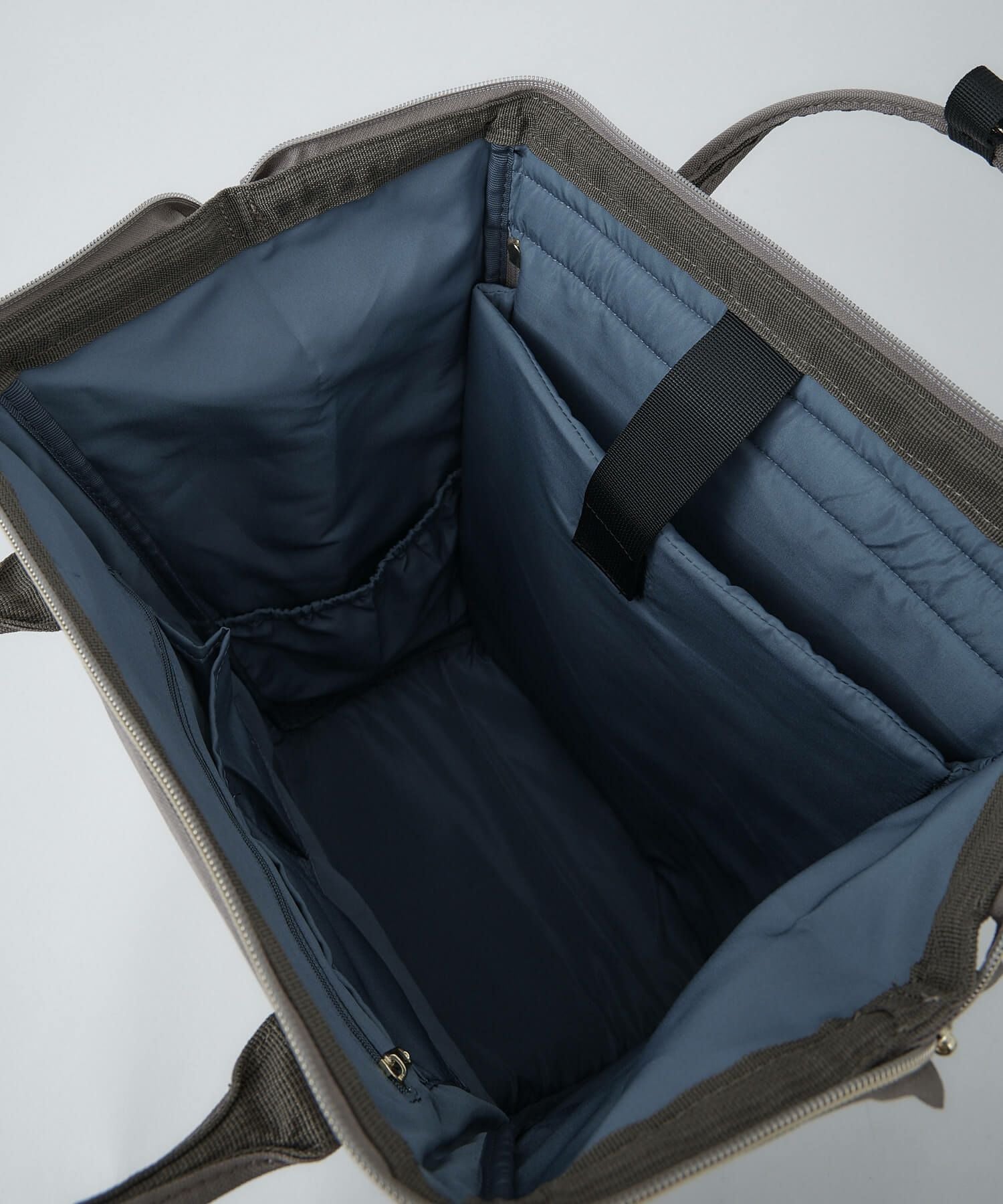 anello リュック バックパック 口金 撥水 多収納 PC収納 ﾘﾌﾟﾘｰﾌﾞ A4 CROSS BOTTLE ATB2521R