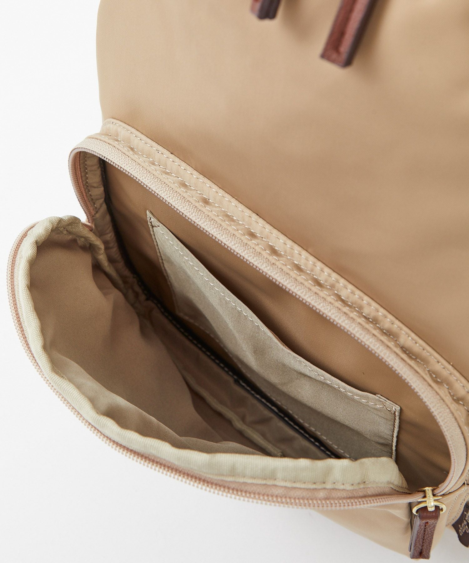 Legato Largo リュック バックパック 撥水 肩楽 多収納 PC収納 A4 肩楽 LH-L0003