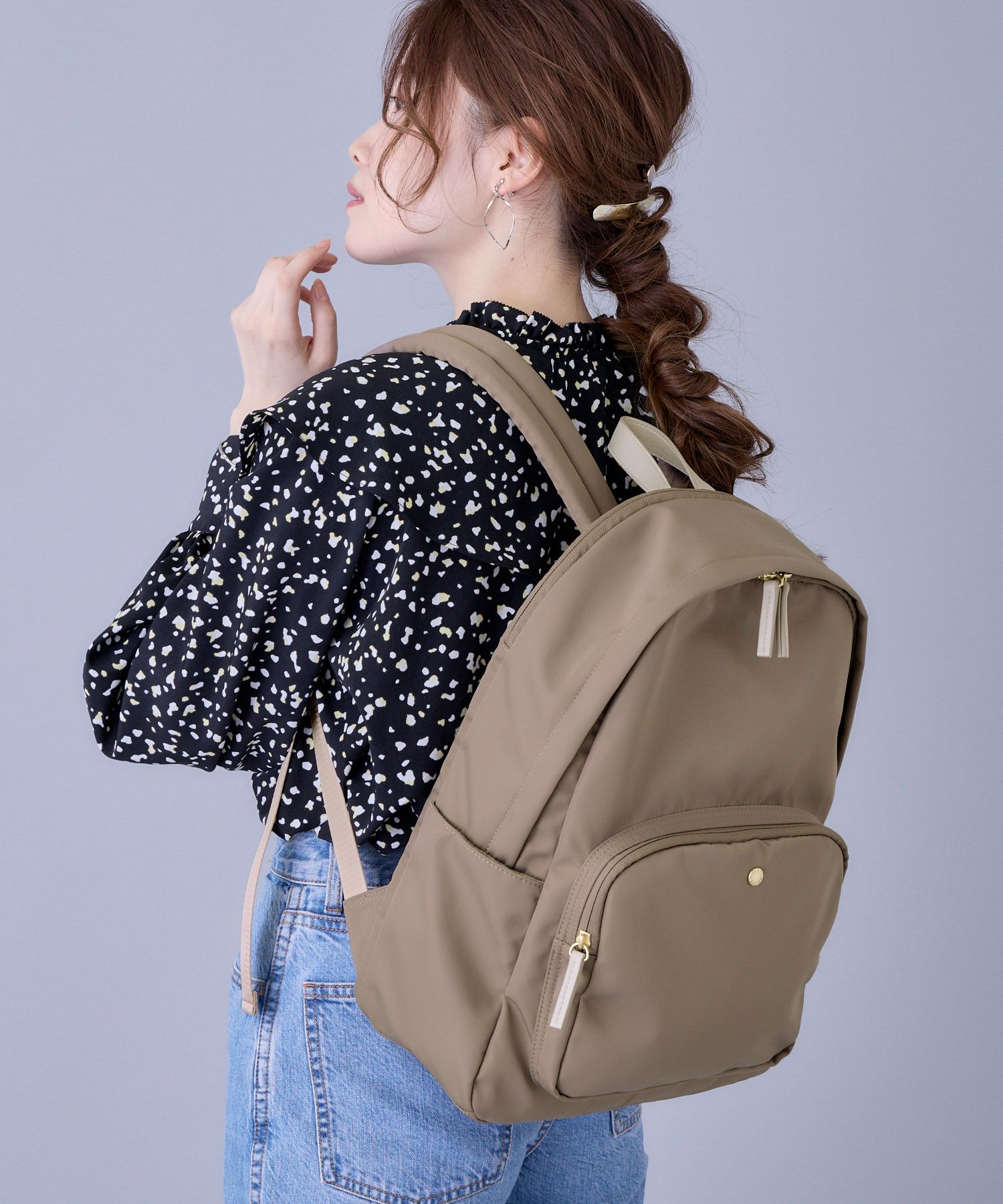 Legato Largo リュック バックパック 撥水 肩楽 多収納 PC収納 A4 肩楽 LH-L0003