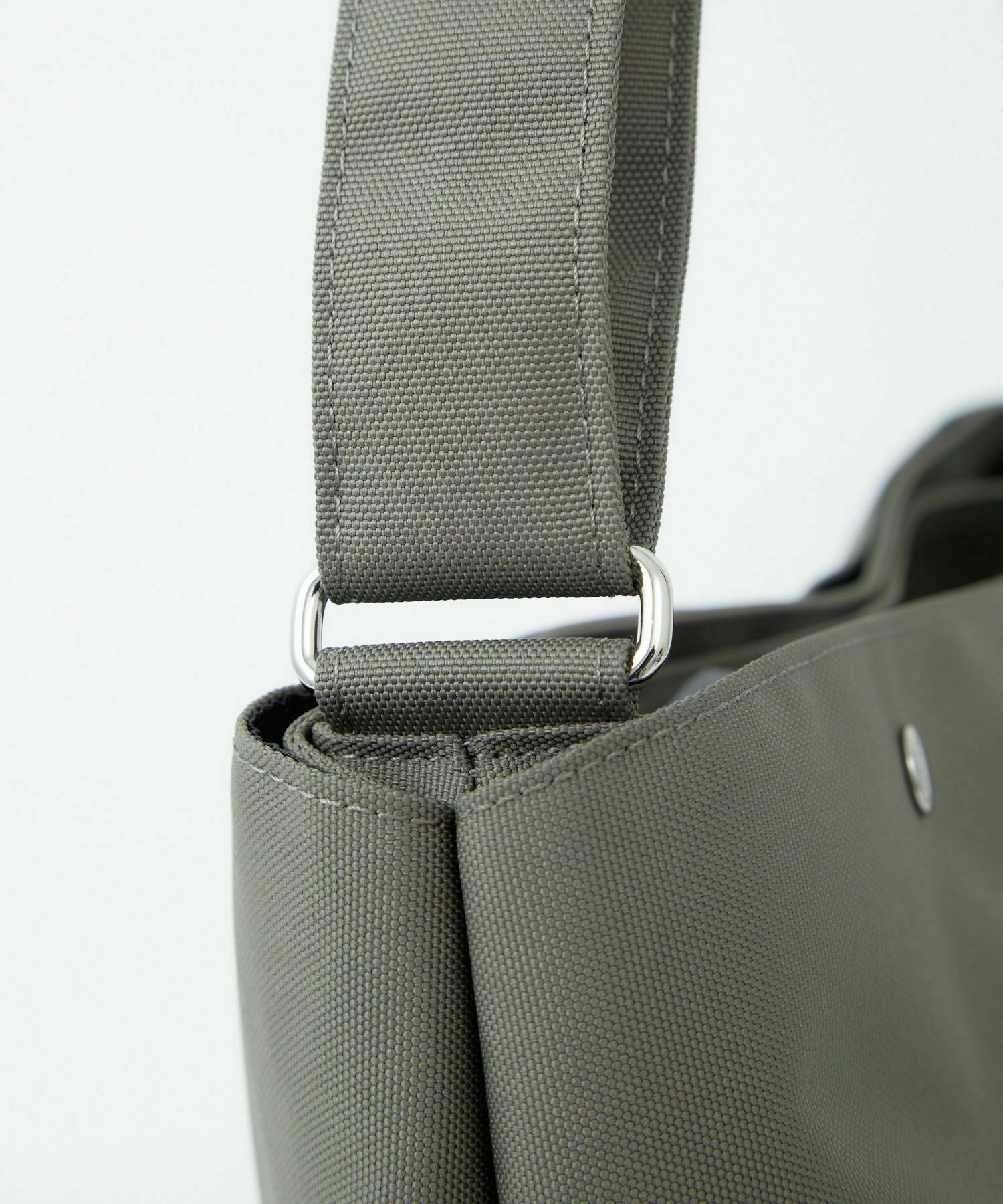 anello ショルダーバッグ 撥水 多収納 A4 TOGO ATS0661