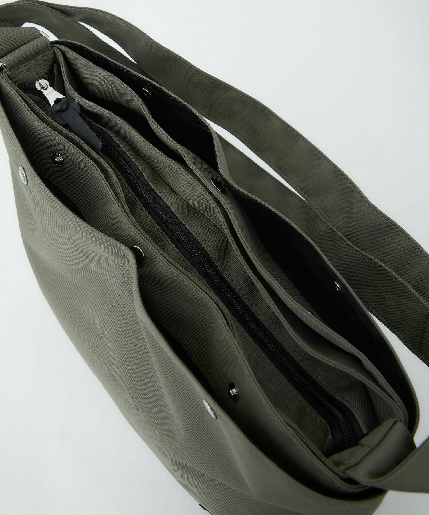 anello ショルダーバッグ 撥水 多収納 A4 TOGO ATS0661