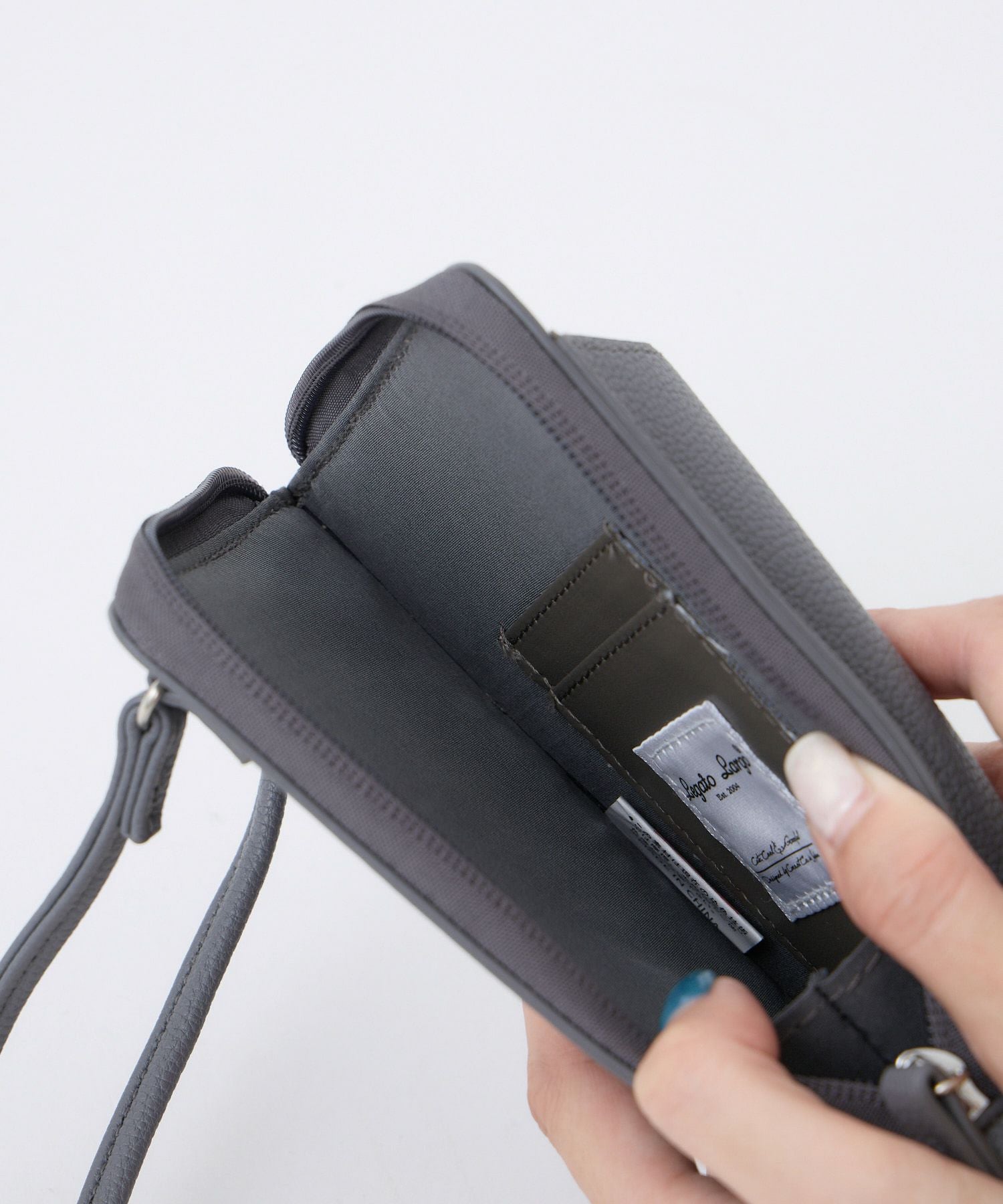 69%OFF】スマホショルダーバッグ/フルグレインフェイクレザー