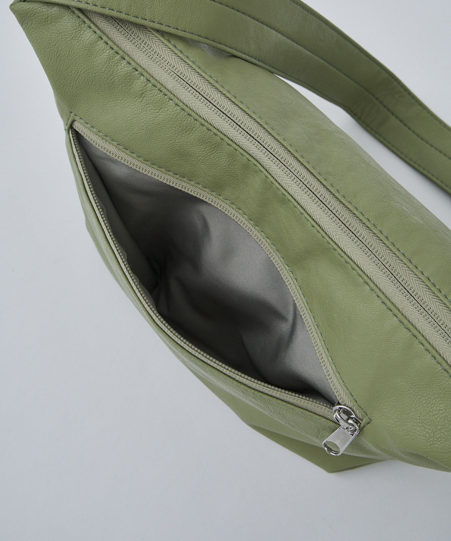 Legato Largo ショルダーバッグ 洗濯可能 A5 ハンモック LG-F3041