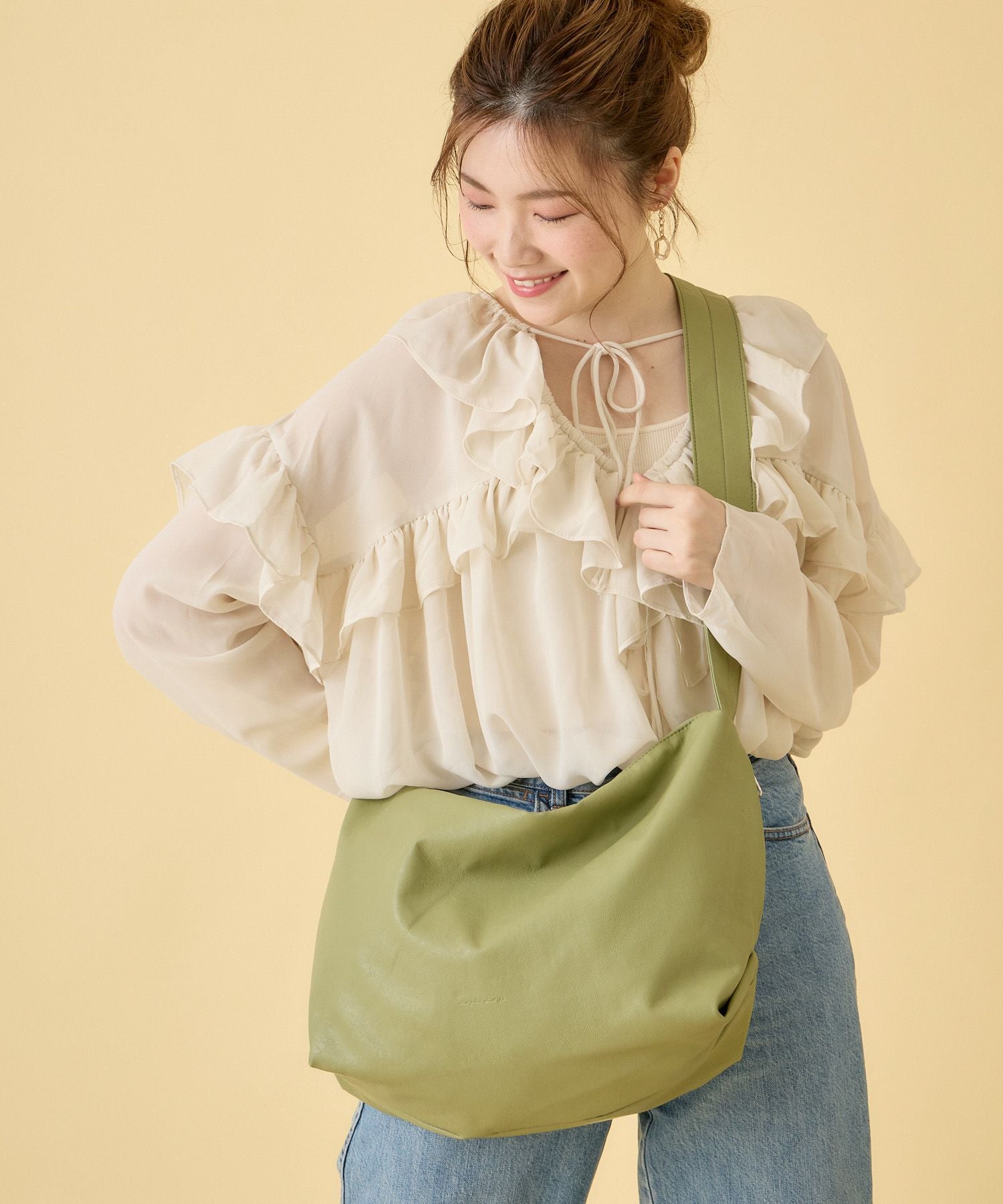 Legato Largo ショルダーバッグ 洗濯可能 A4 ハンモック LG-F3042