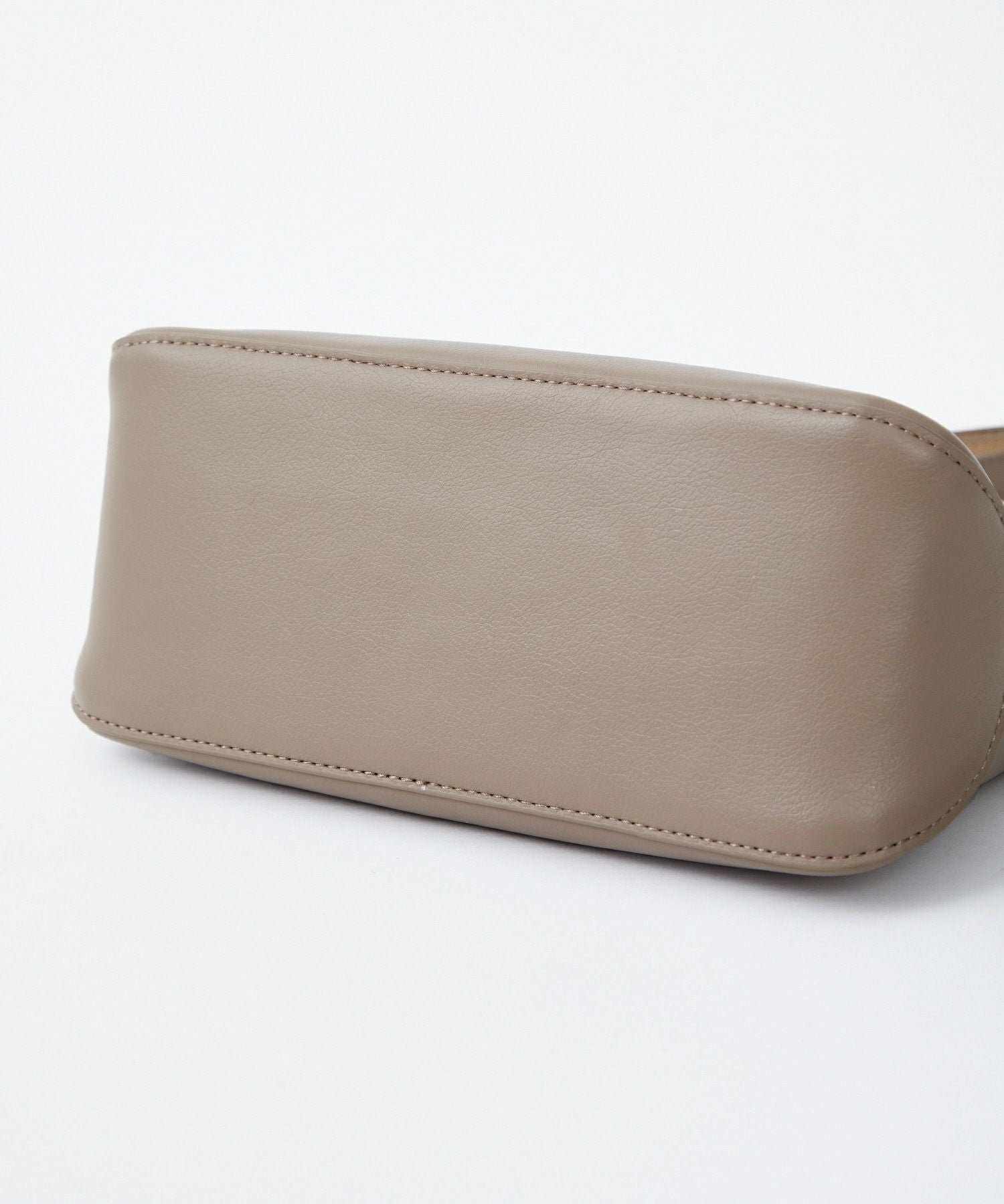 Legato Largo ショルダーバッグ 軽量 A5 かるいかばん LH-F3063