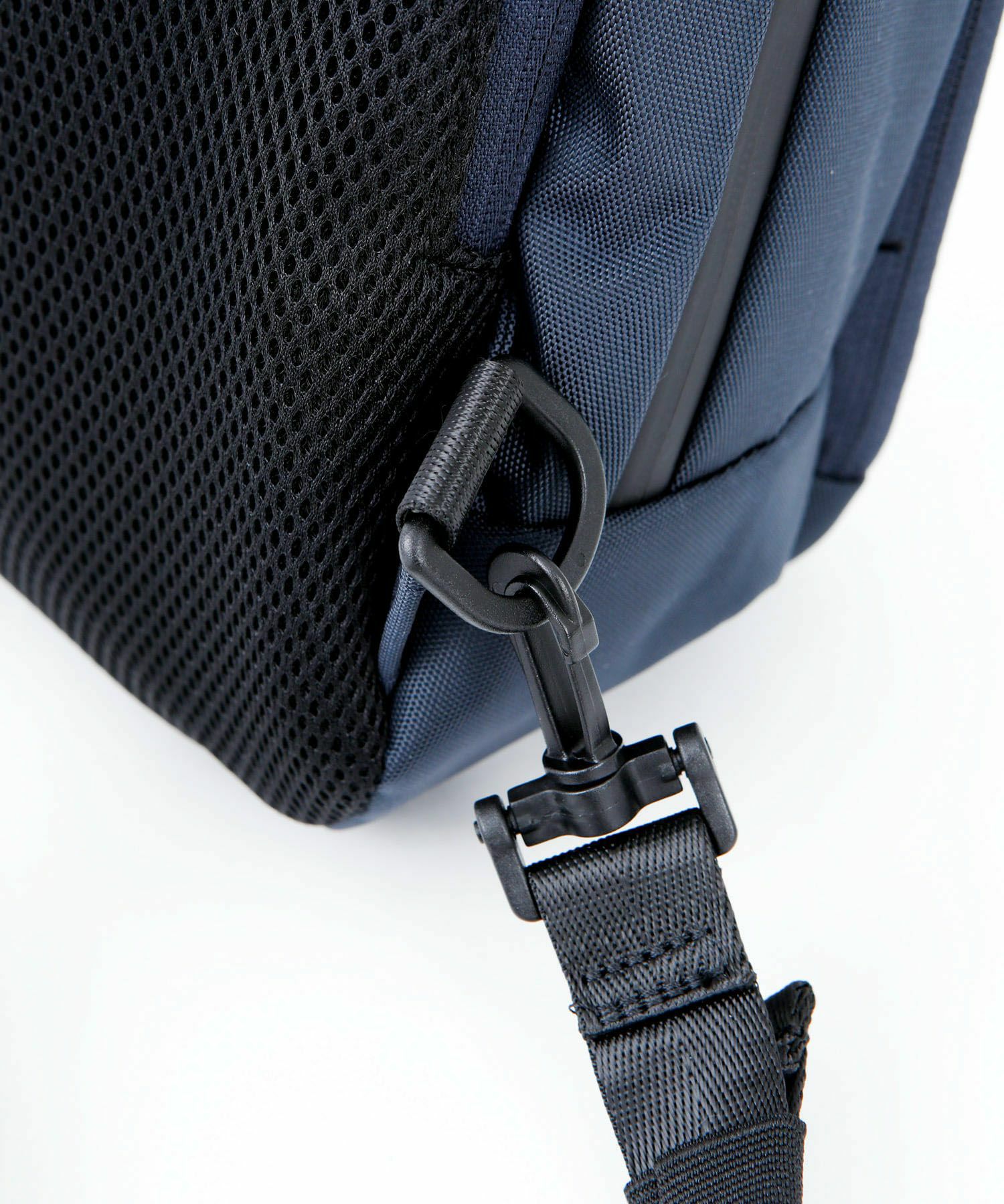 anello ボディバッグ ウエストポーチ 撥水 多収納 A5 NILE ATS0757