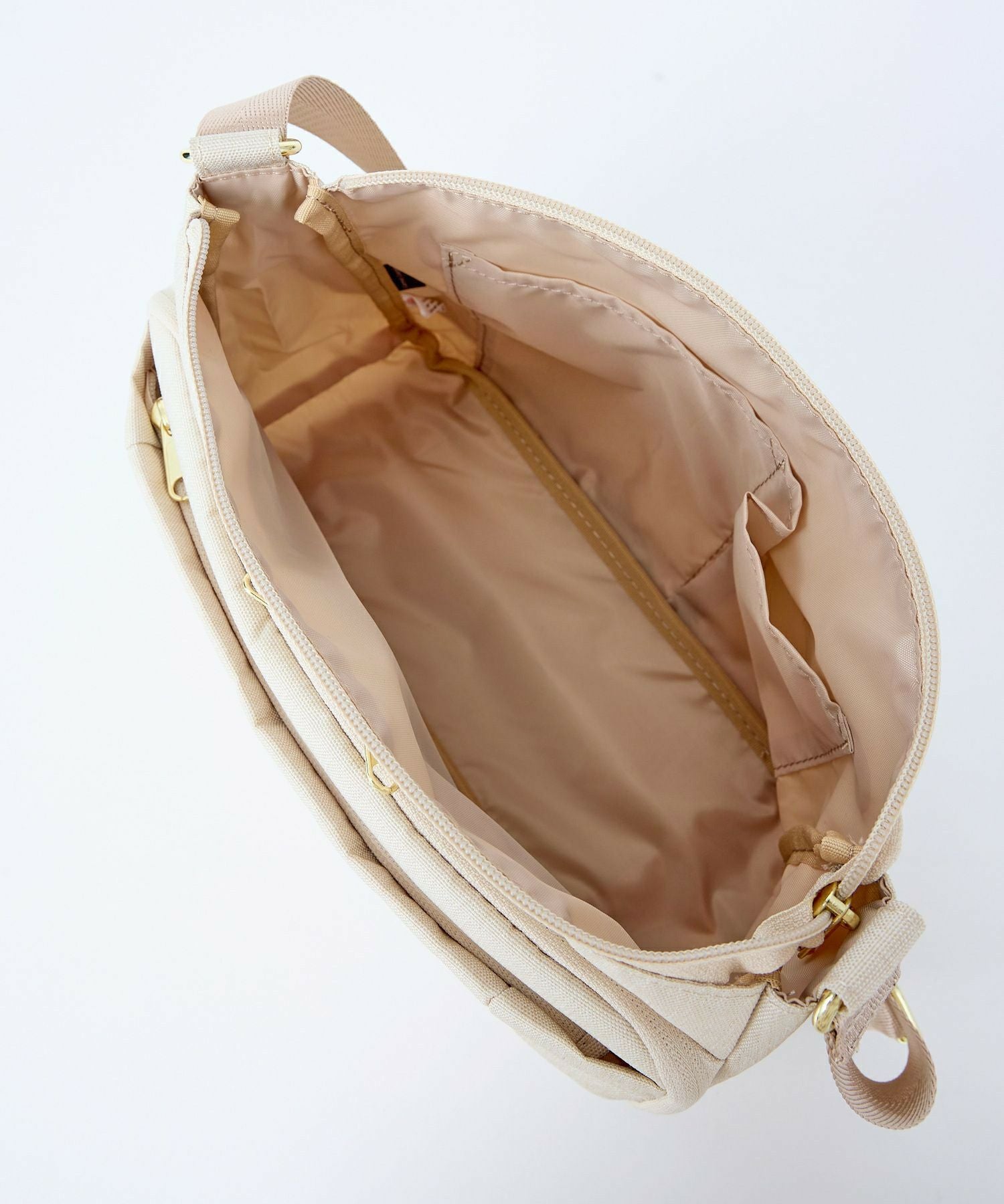 anello GRANDE ショルダーバッグ 撥水 多収納 A5 GL GTC4132