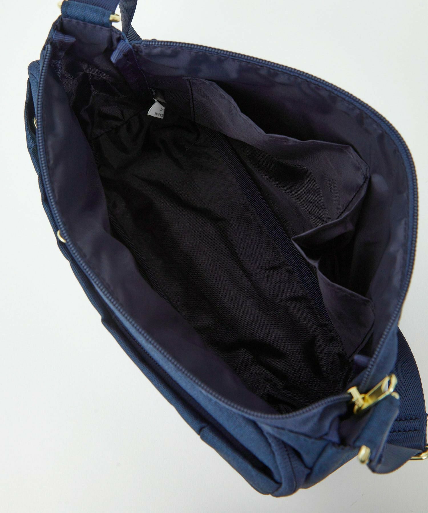 anello GRANDE ショルダーバッグ 撥水 多収納 A5 GL GTC4132