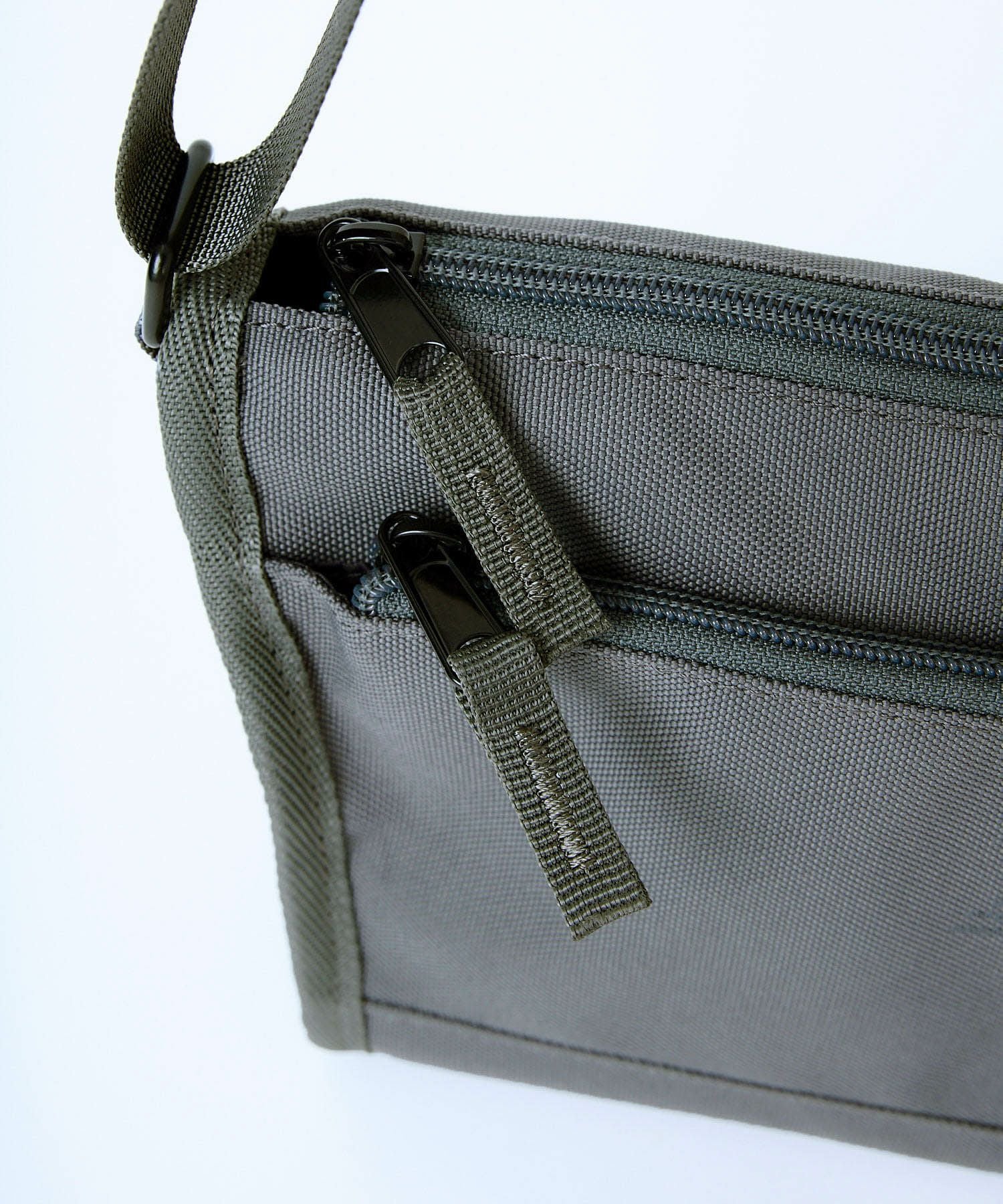 anello GRANDE ショルダーバッグ 軽量 撥水 多収納 mini CABIN GTM0173