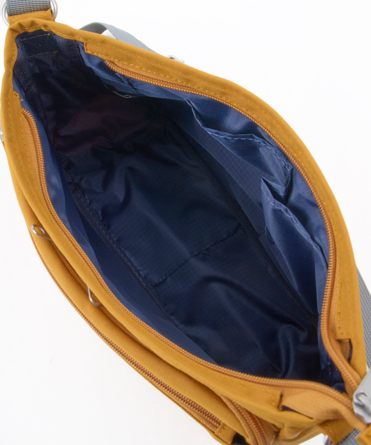 anello GRANDE ショルダーバッグ 軽量 撥水 多収納 A5 CABIN GTM0452