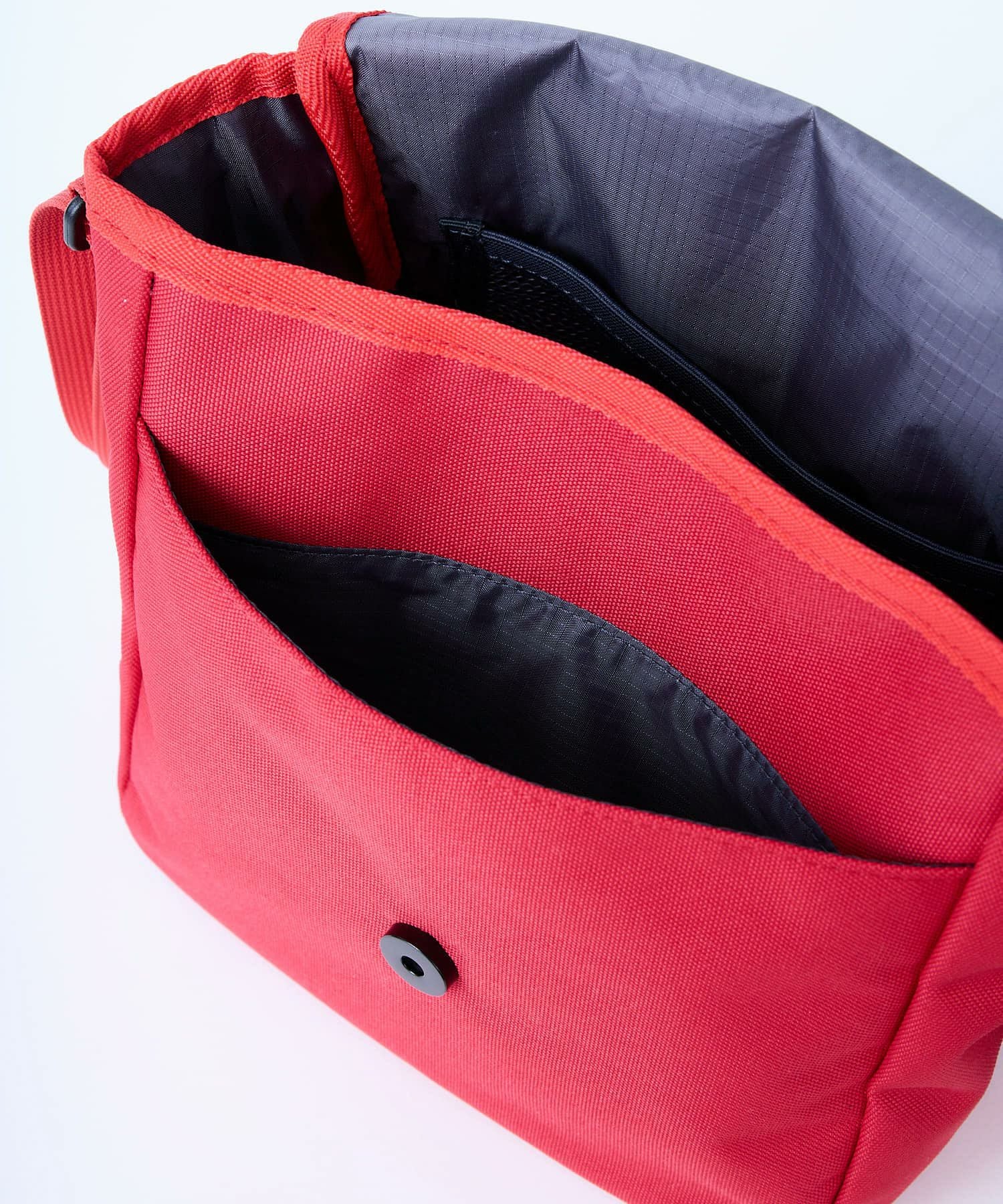 anello GRANDE メッセンジャーバッグ 軽量 撥水 A5 CABIN-MONO GTM0453