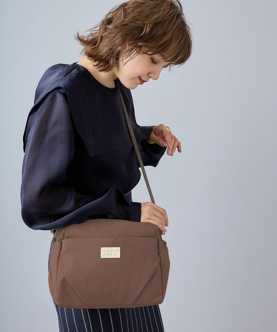 Legato Largo ショルダーバッグ 洗濯可能 軽量 A5 フワリ LH-X0062