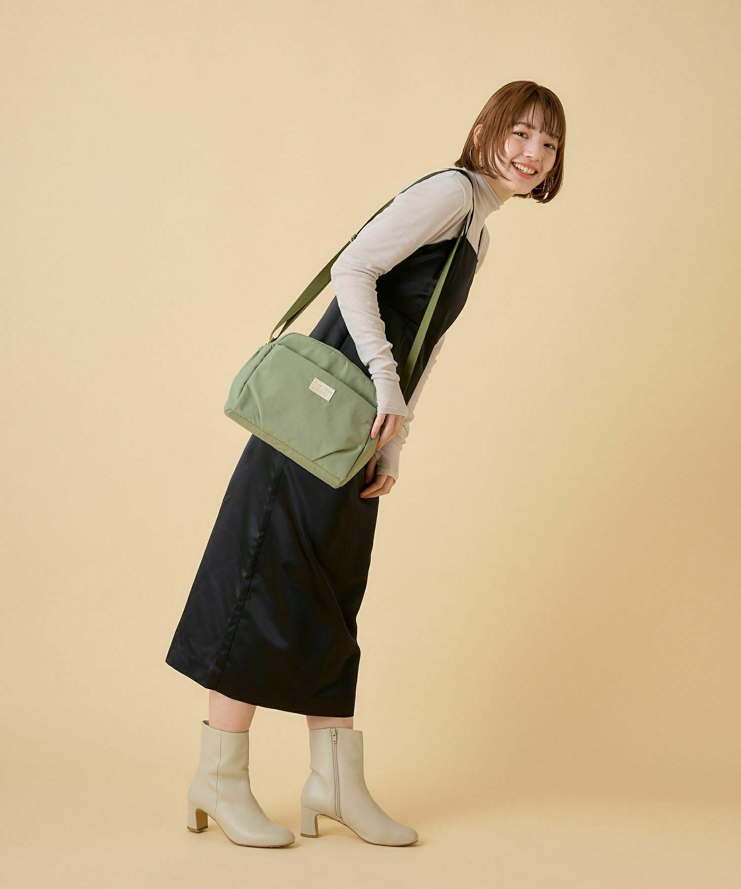 Legato Largo ショルダーバッグ 洗濯可能 軽量 A5 フワリ LH-X0062