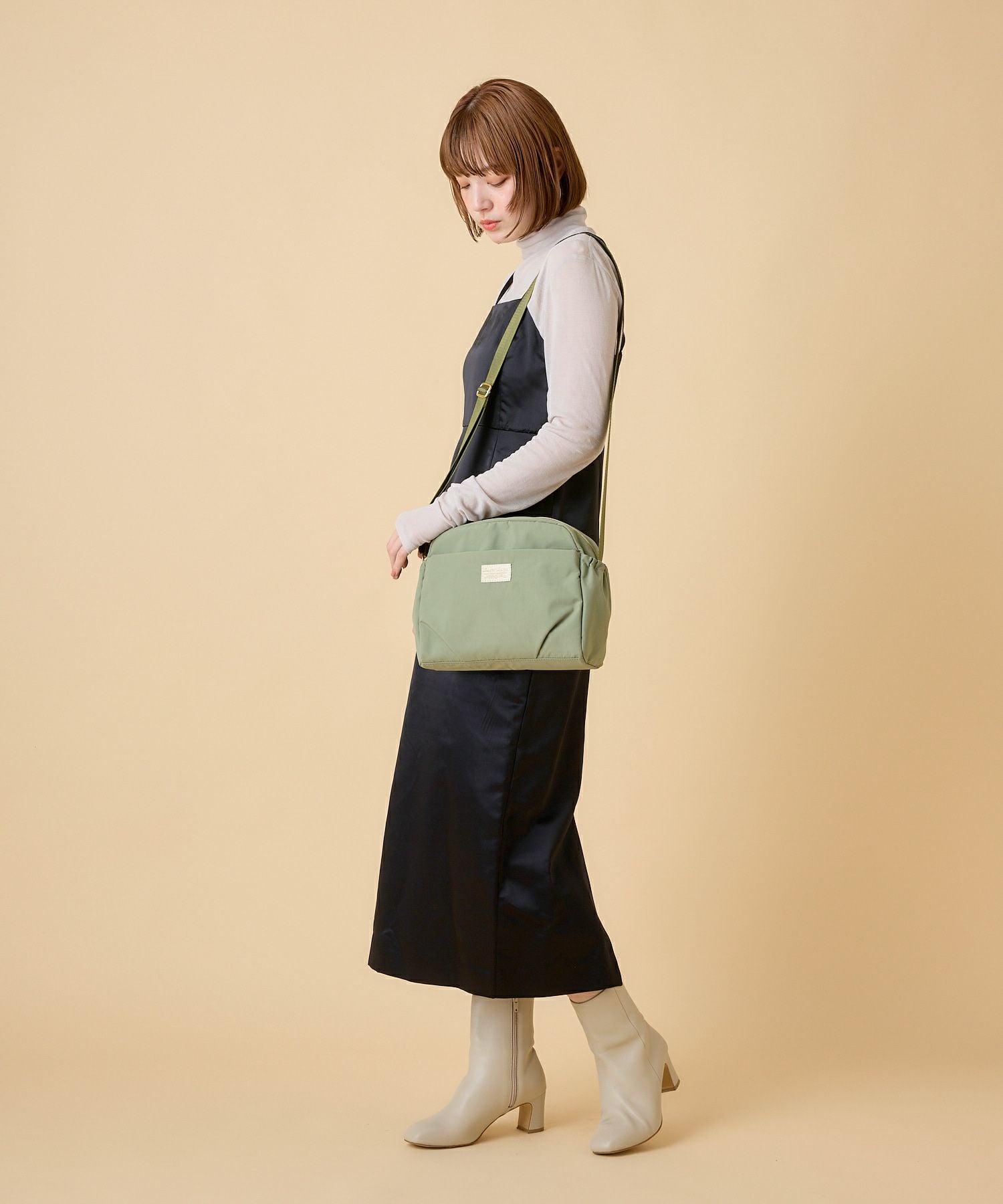 Legato Largo ショルダーバッグ 洗濯可能 軽量 A5 フワリ LH-X0062