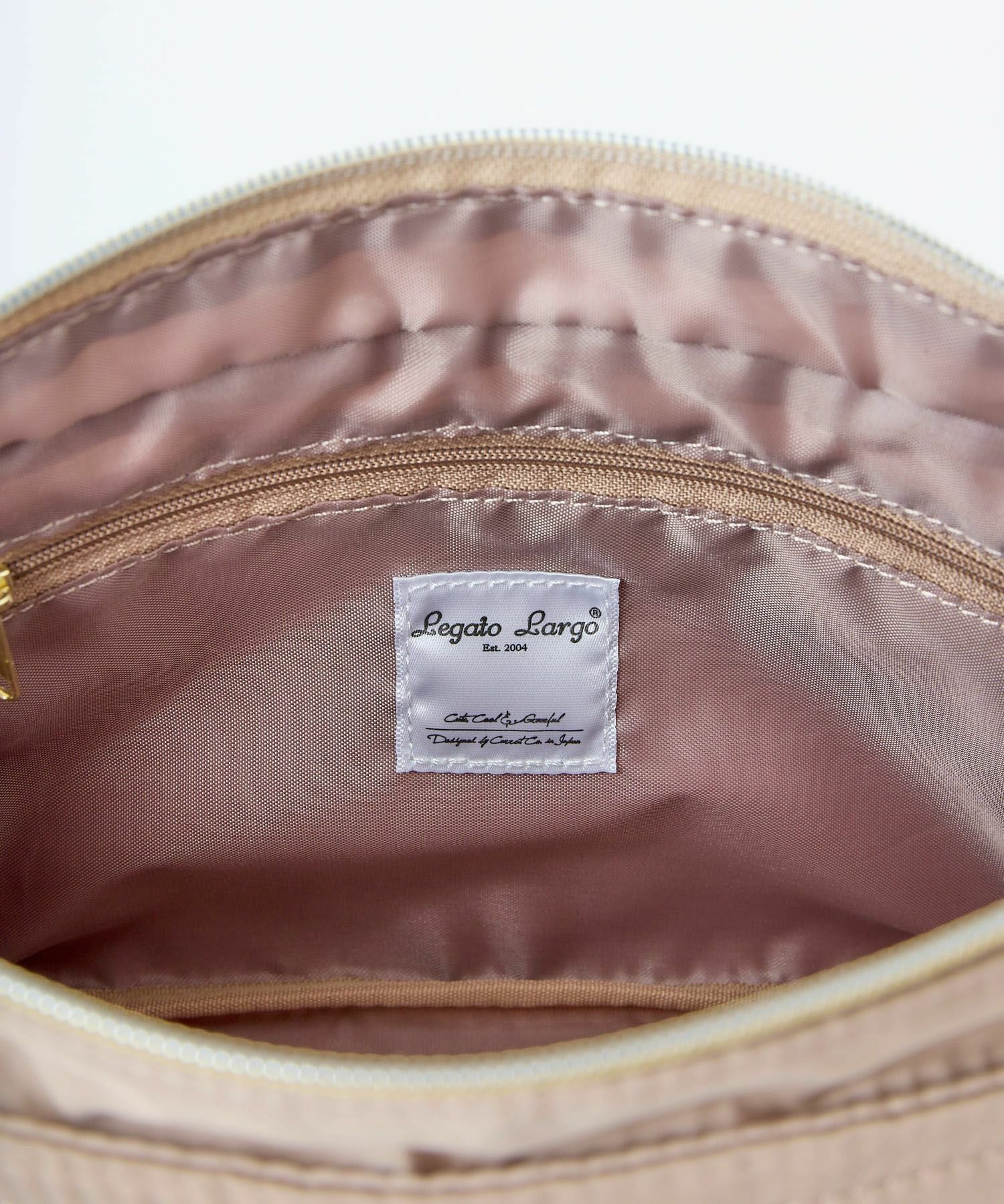 Legato Largo ショルダーバッグ 撥水 A5 シルキー LI-V0081