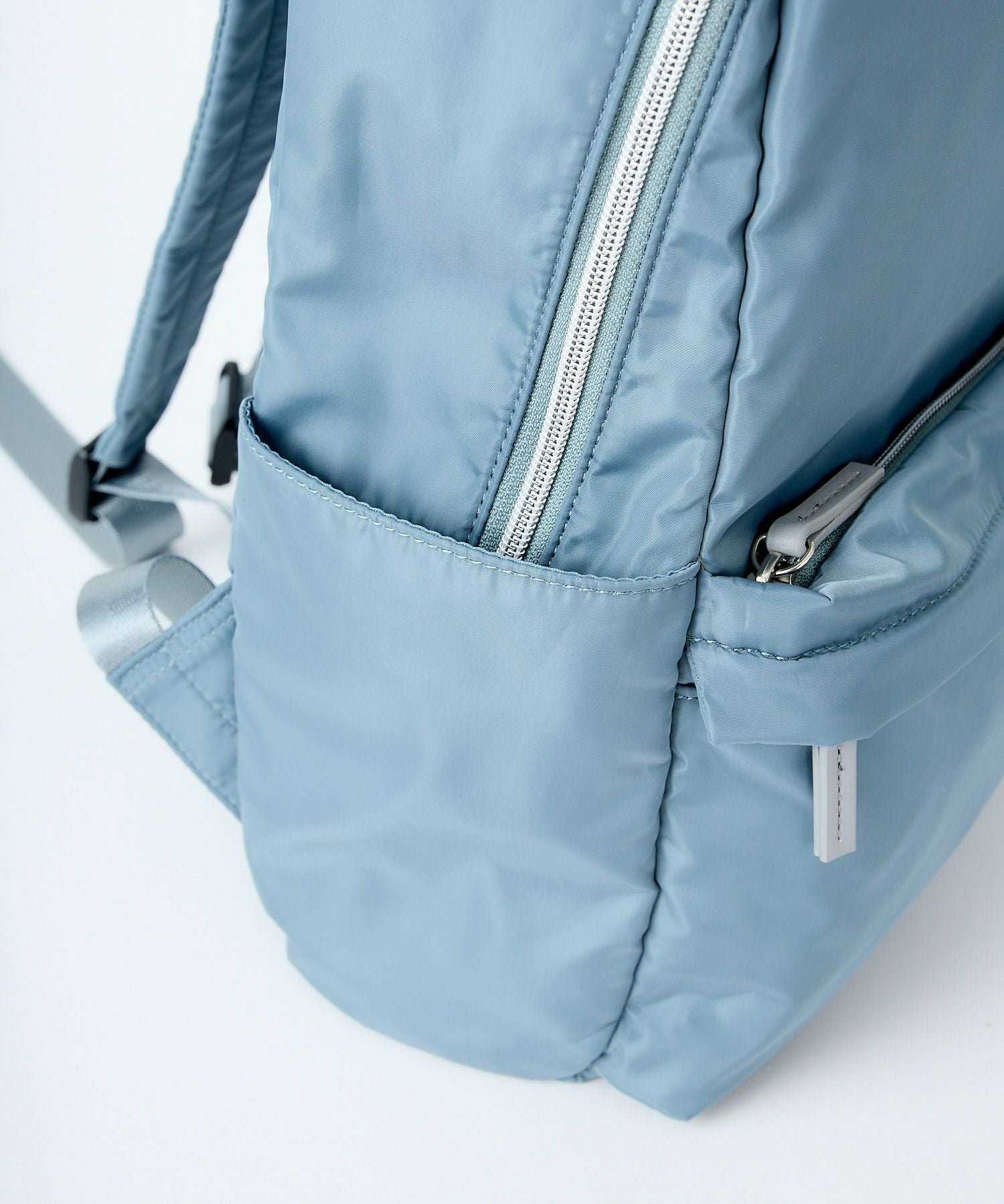 Legato Largo リュック バックパック 撥水 多収納 10ﾎﾟｹ A4 シルキー LI-V0083