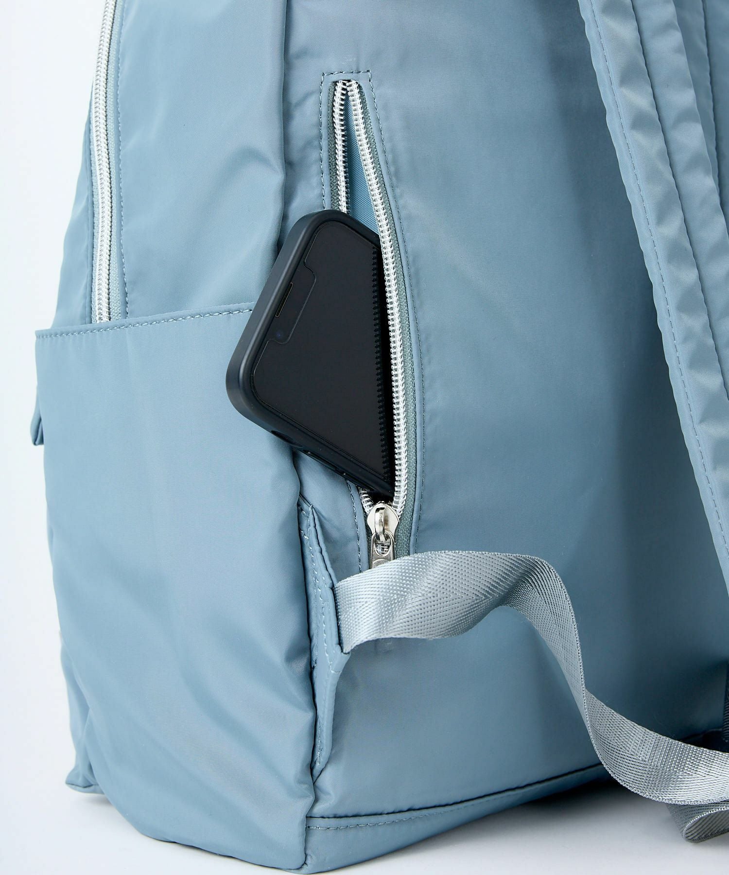 Legato Largo リュック バックパック 撥水 多収納 10ﾎﾟｹ A4 シルキー LI-V0083