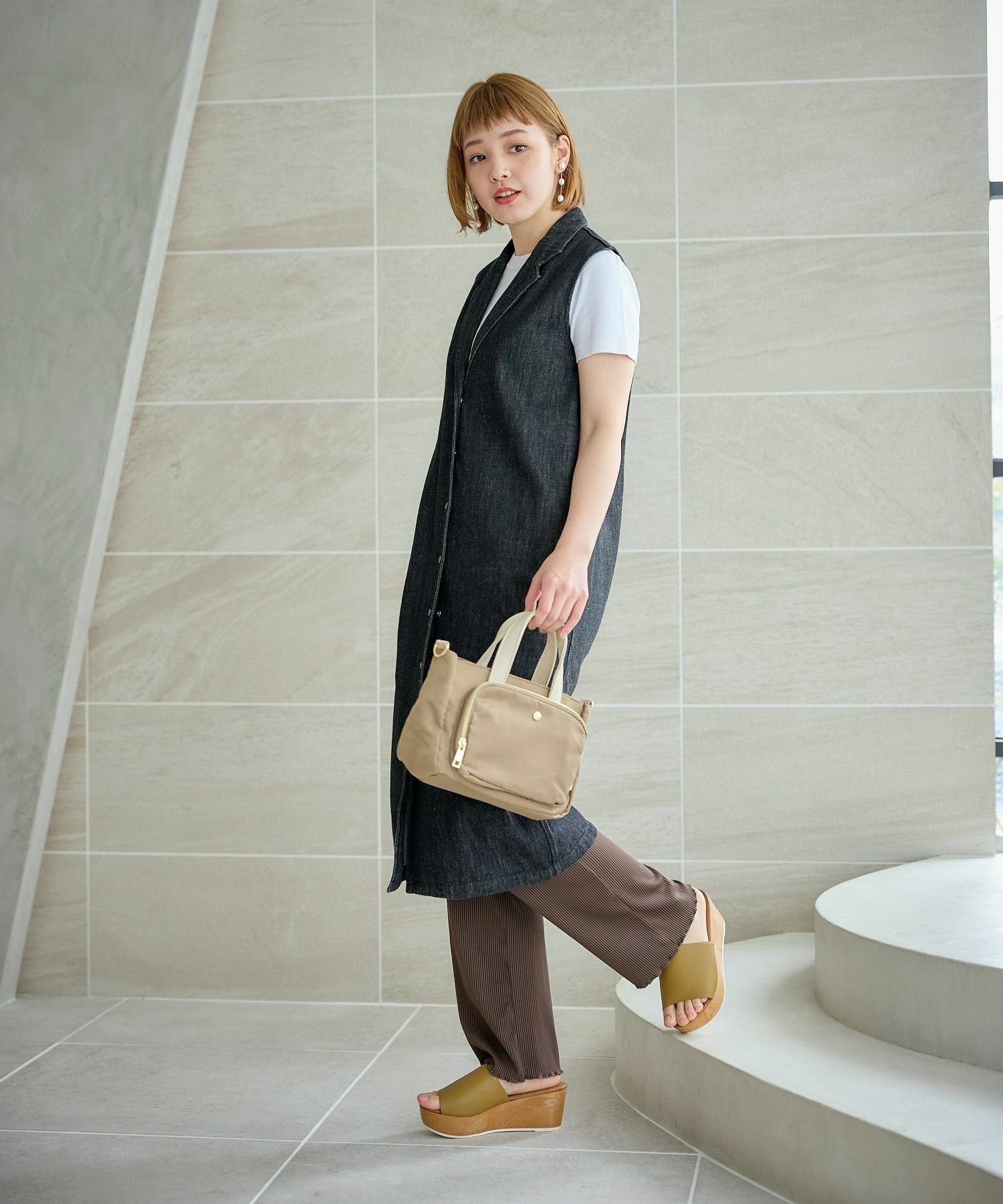 Legato Largo ショルダーバッグ 撥水 2WAY 財布機能 A5 撥水ツイルナイロン LT-E1542