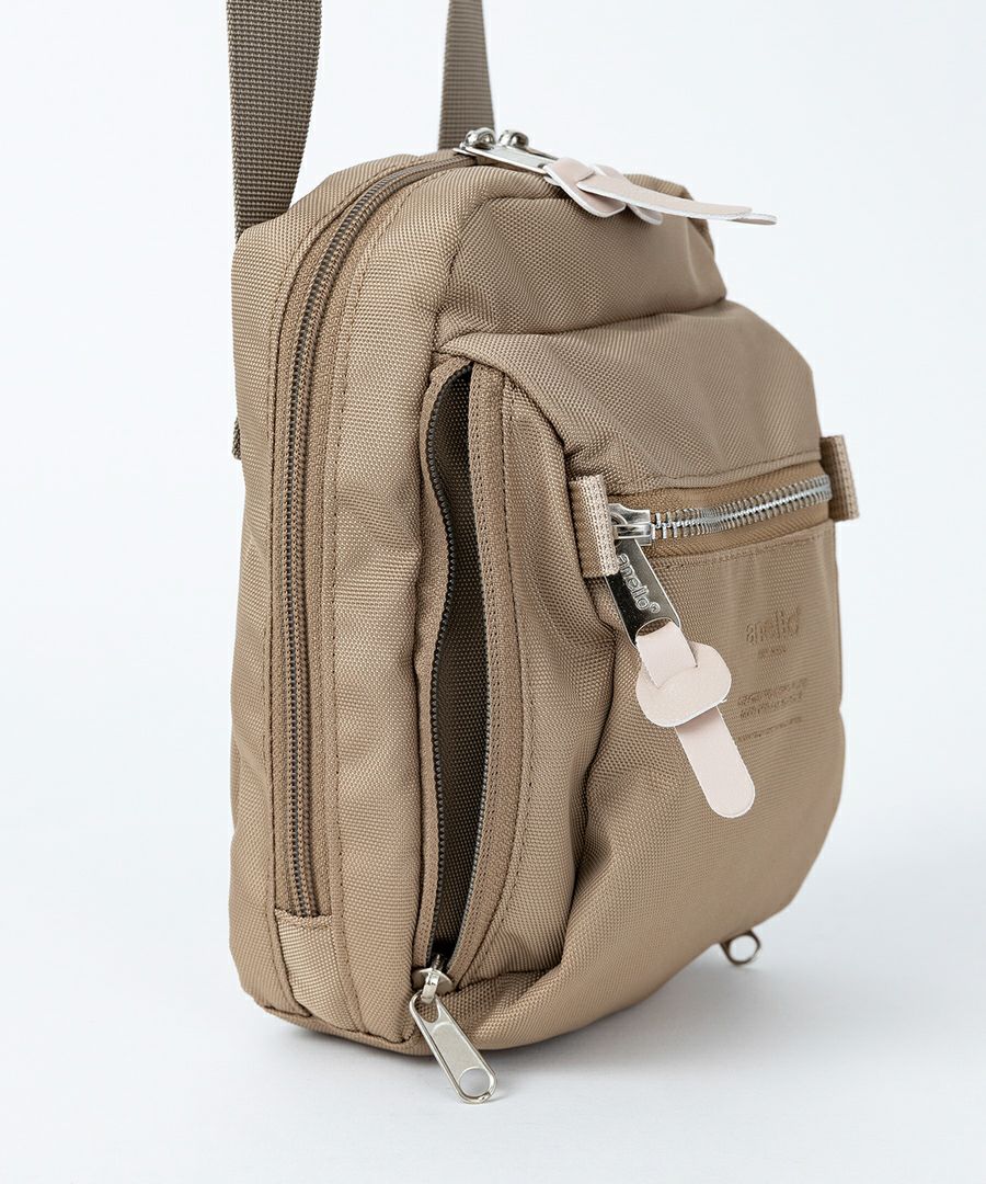 anello ショルダーバッグ 多収納 mini THREE ATH3236