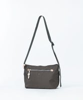 anello ショルダーバッグ 多収納 A5 THREE ATH3237