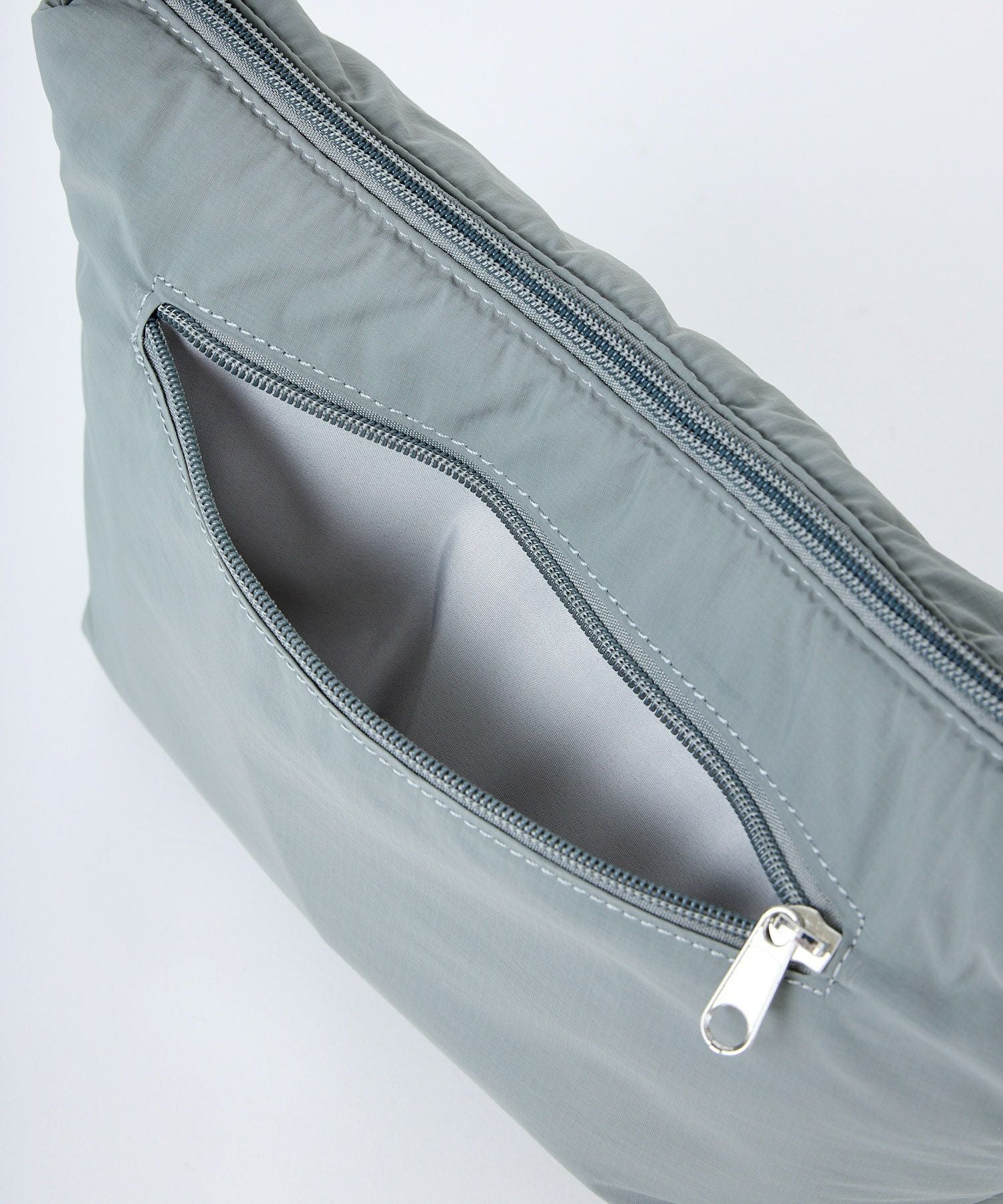 Legato Largo ショルダーバッグ 撥水 A5 パデッドナイロンハンモック LG-F3161