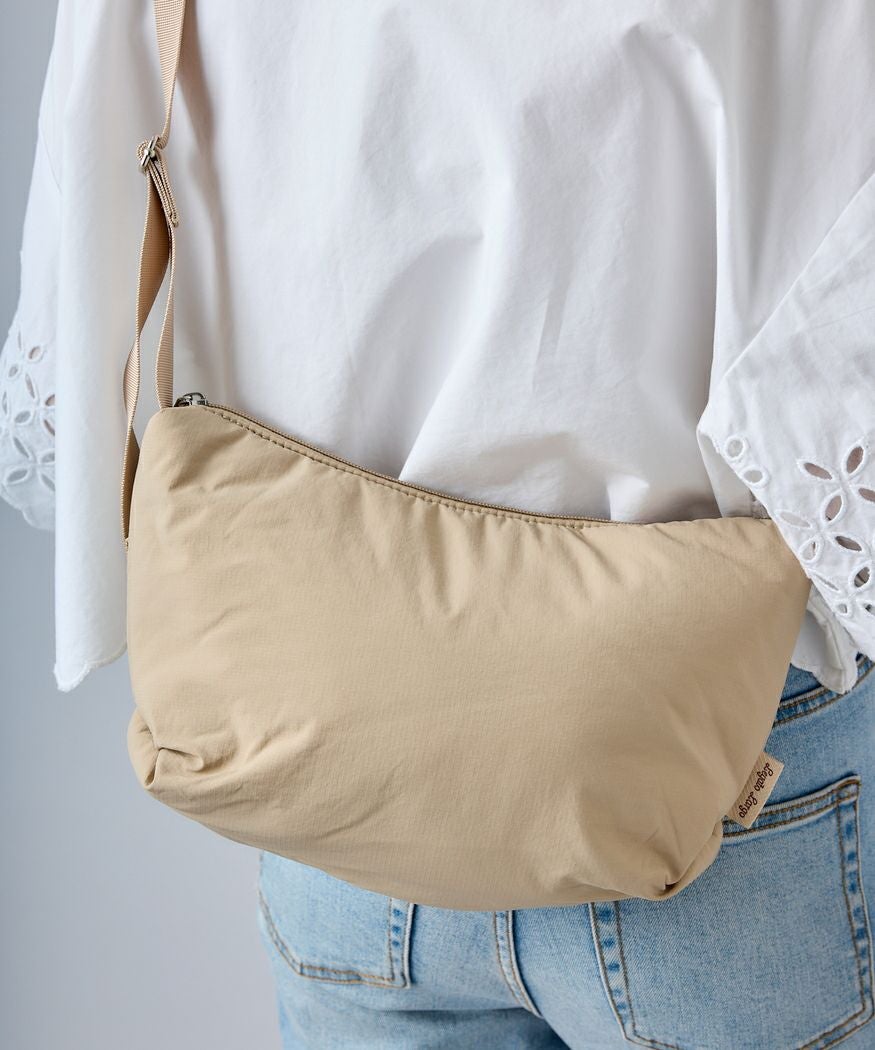 Legato Largo ショルダーバッグ 撥水 A5 パデッドナイロンハンモック LG-F3161