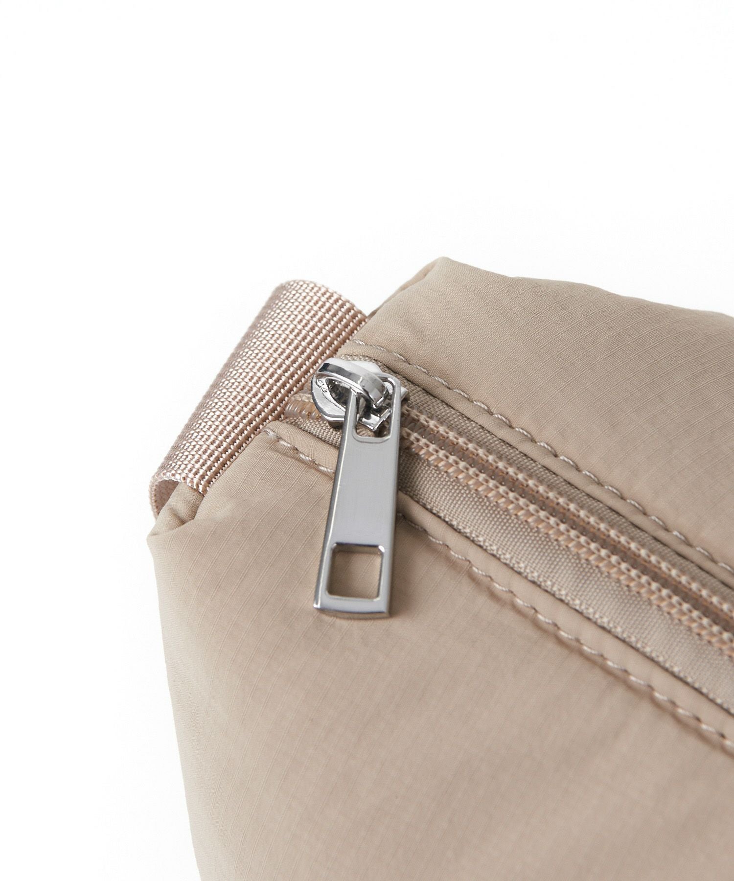 Legato Largo ショルダーバッグ 撥水 A4 パデッドナイロンハンモック LG-F3162