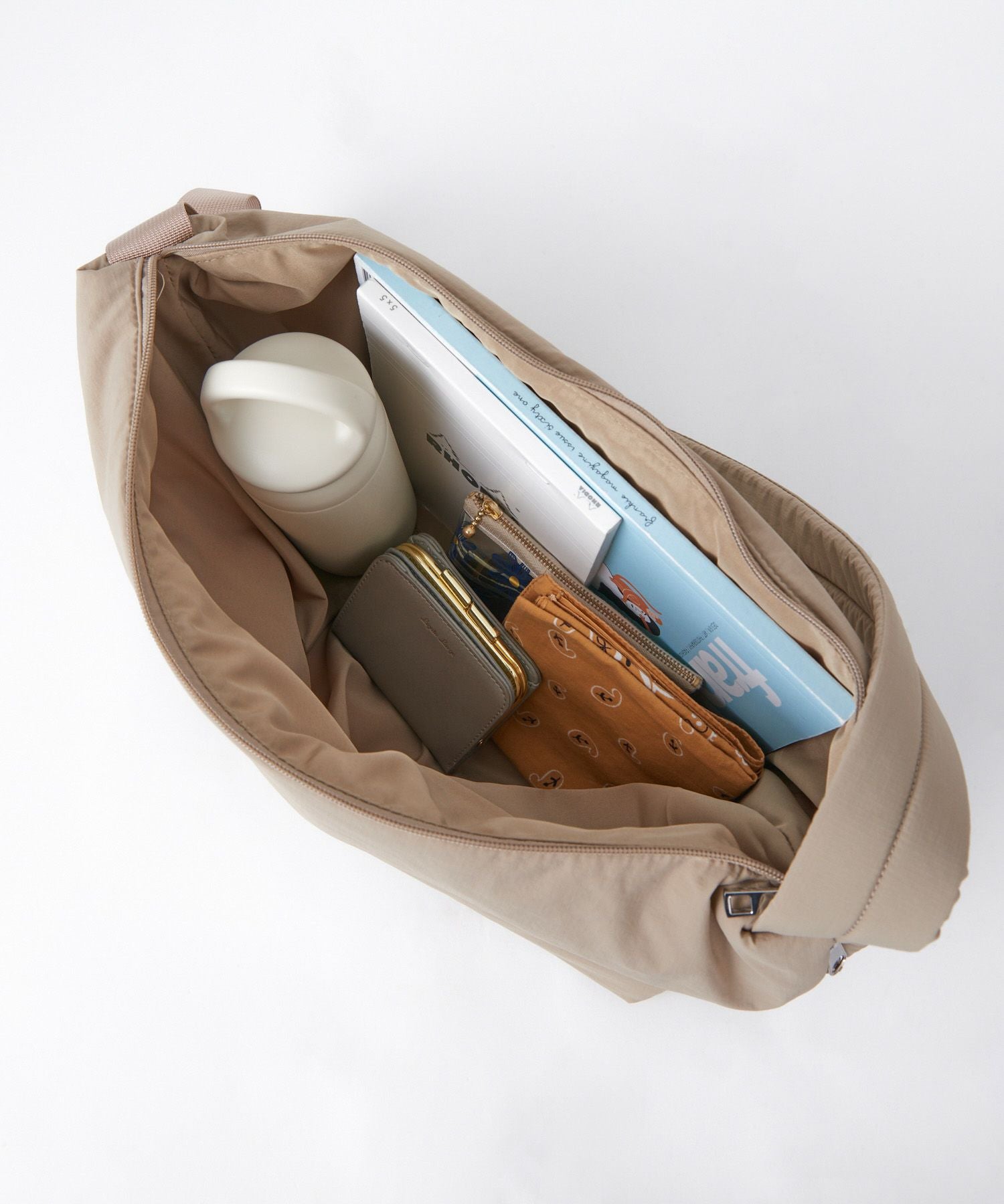 Legato Largo ショルダーバッグ 撥水 A4 パデッドナイロンハンモック LG-F3162