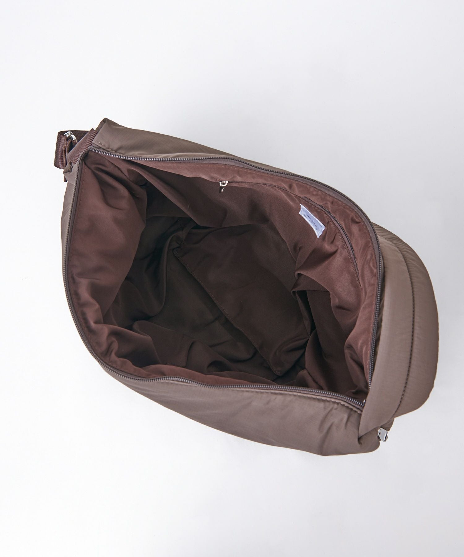 Legato Largo ショルダーバッグ 撥水 A4 パデッドナイロンハンモック LG-F3162