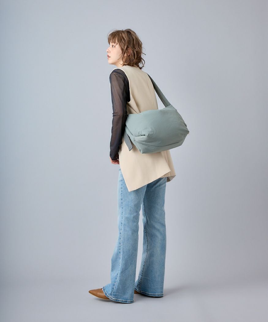 Legato Largo ショルダーバッグ 撥水 A4 パデッドナイロンハンモック LG-F3162