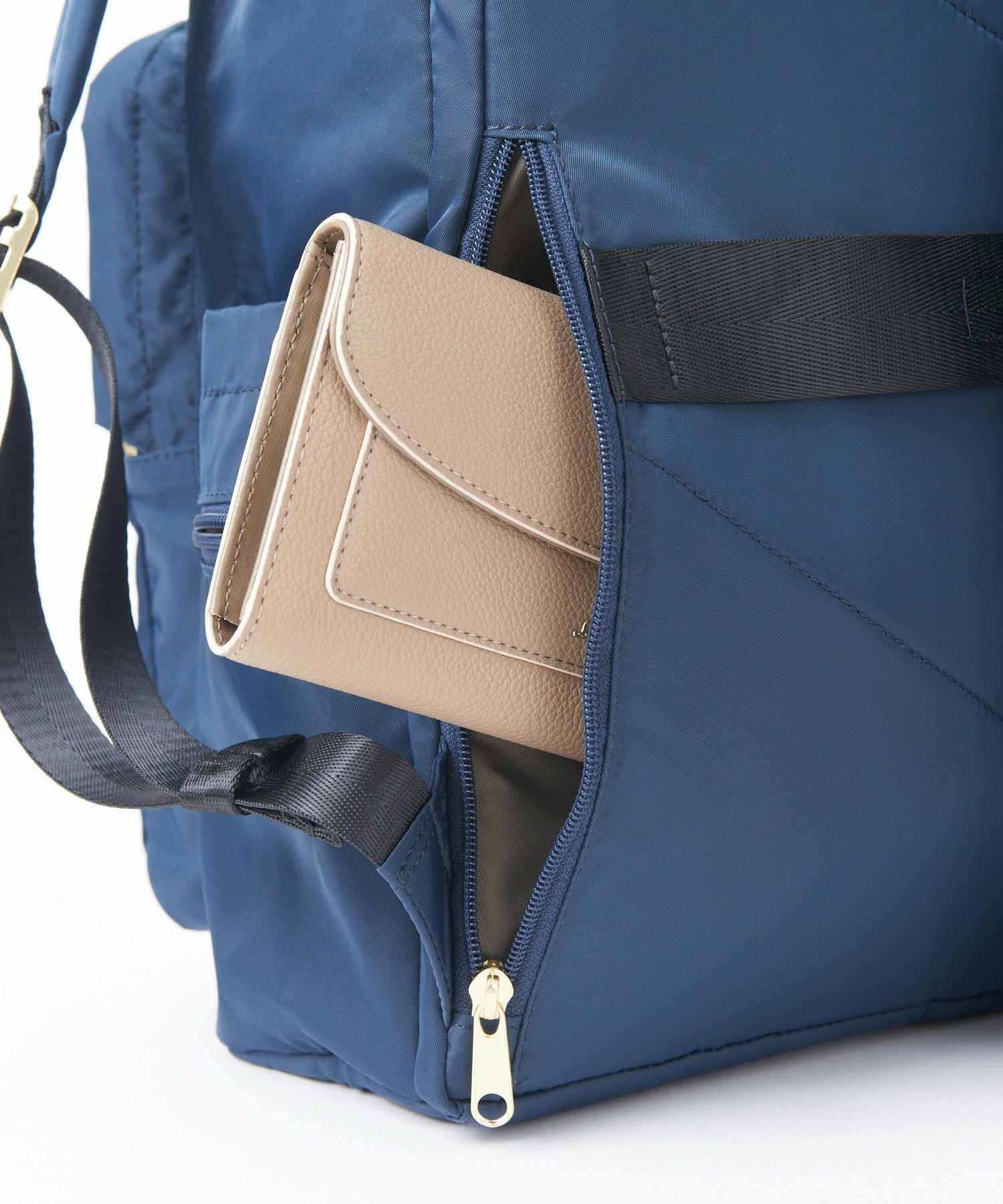 Legato Largo リュック バックパック 撥水 多収納 10ﾎﾟｹ A4 アクティブ撥水ツイルナイロン LT-D1272