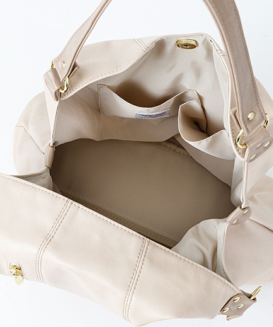 Legato Largo トートバッグ  A4 リバイバル合皮 LG-E1582