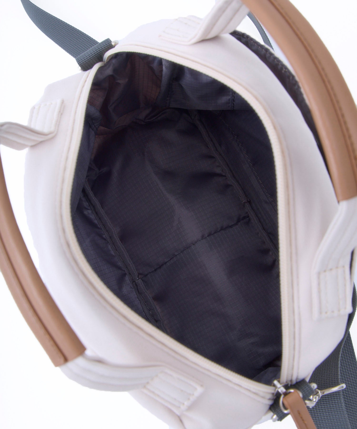 anello GRANDE ショルダーバッグ 軽量 2WAY A5 motte GHM0552