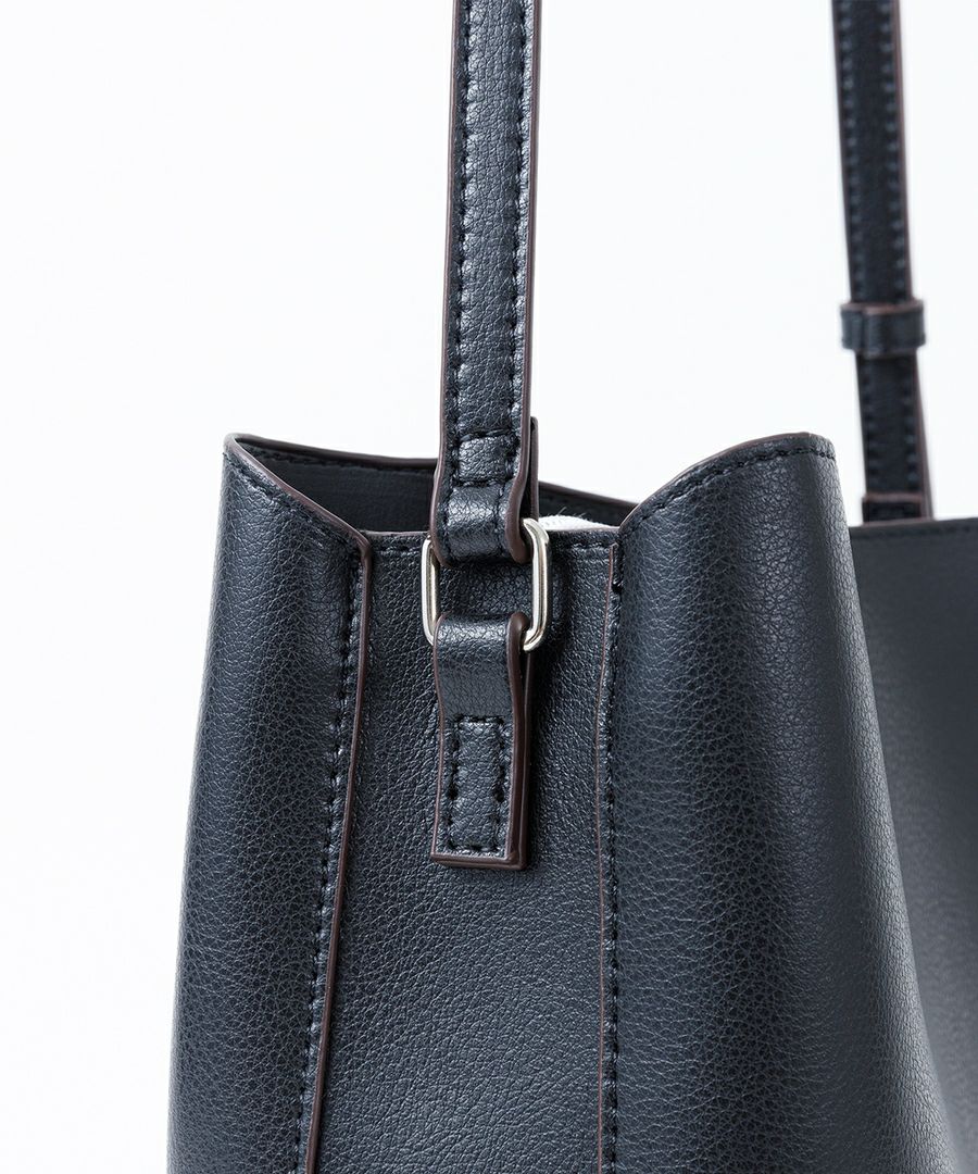 Legato Largo ショルダーバッグ 軽量 A5 かるいかばん LG-P0116