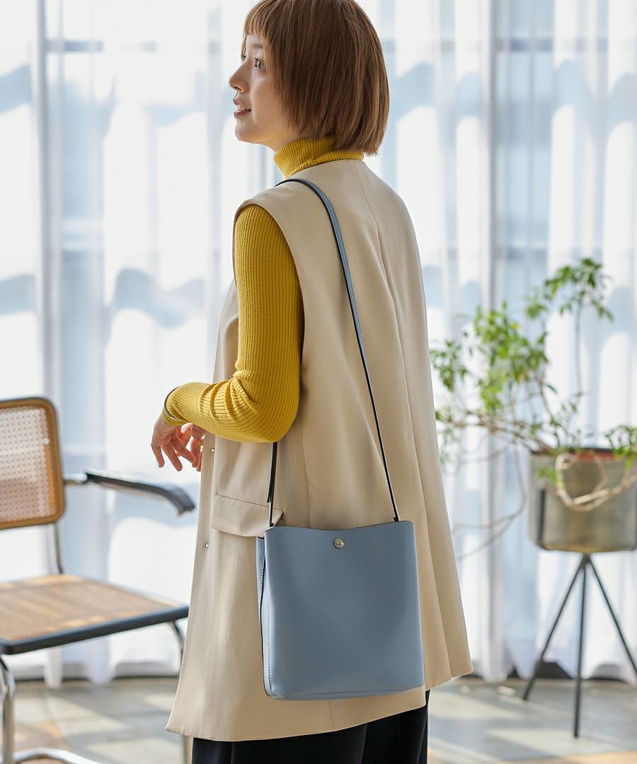 Legato Largo ショルダーバッグ 軽量 A5 かるいかばん LG-P0116