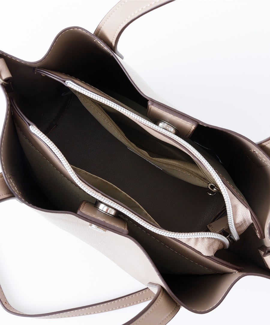 Legato Largo トートバッグ 軽量 2WAY A5 かるいかばん LG-P0117