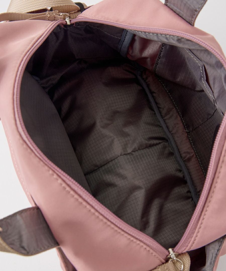 anello GRANDE ショルダーバッグ 軽量 撥水 2WAY 多収納 A5 IRIS GHN1093